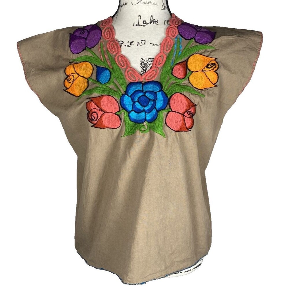 Sz M Embroidered Handmade Tequisquiapa Mexico Blouse Mexican Folk Art Floral